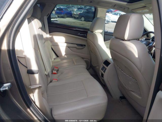 Cadillac SRX Luxury Collection Image 9