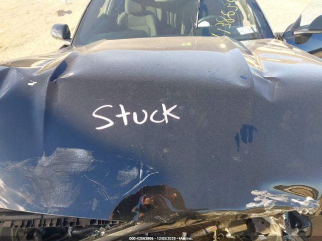 Ford Mustang V6 Image 6