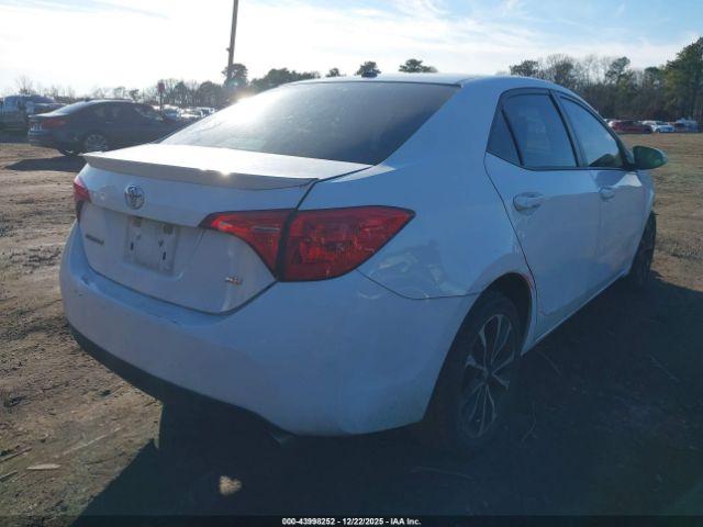 Toyota Corolla Se Image 6