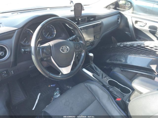 Toyota Corolla Se Image 5