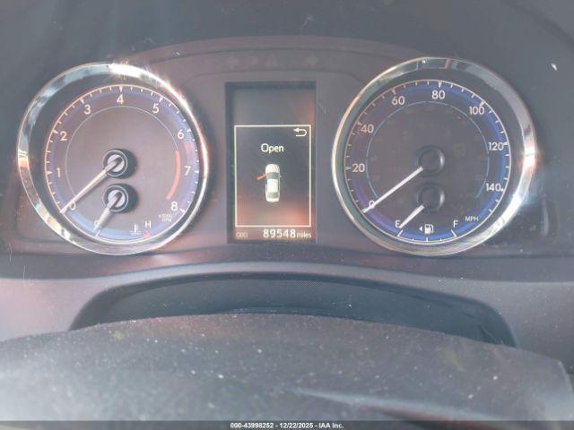 Toyota Corolla Se Image 2