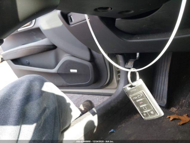 Cadillac ATS Standard Image 11