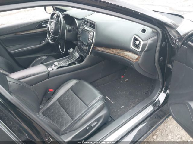 Nissan Maxima 3.5 Platinum Image 8