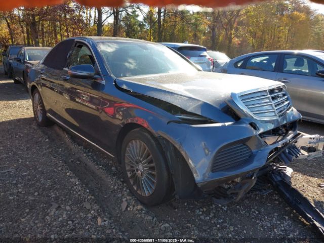 Mercedes-Benz C-Class Luxury 4matic Image 1