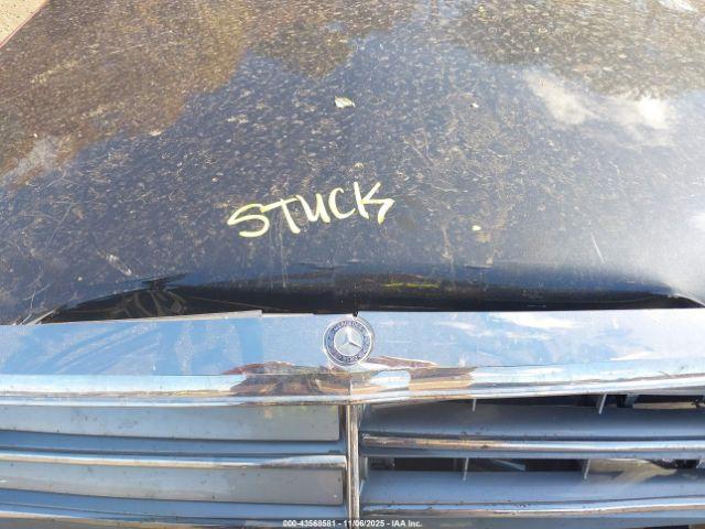 Mercedes-Benz C-Class Luxury 4matic Image 7