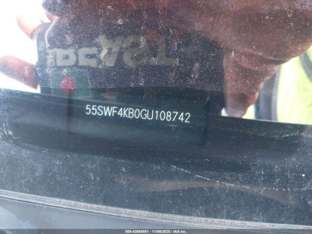 Mercedes-Benz C-Class Luxury 4matic Image 14