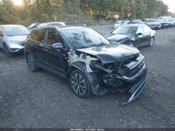  Salvage Volkswagen Taos