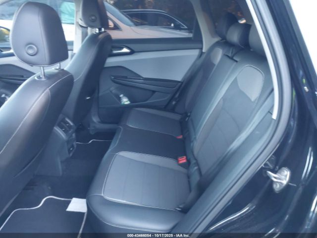 Volkswagen Taos 1.5t Se Image 9