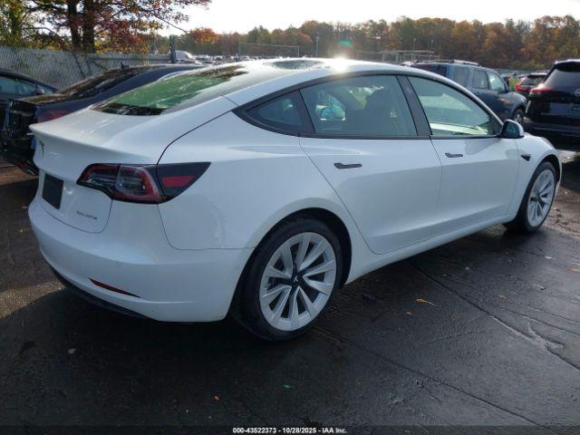 Tesla Model 3 Long Range Dual Motor All-wheel Drive Image 8
