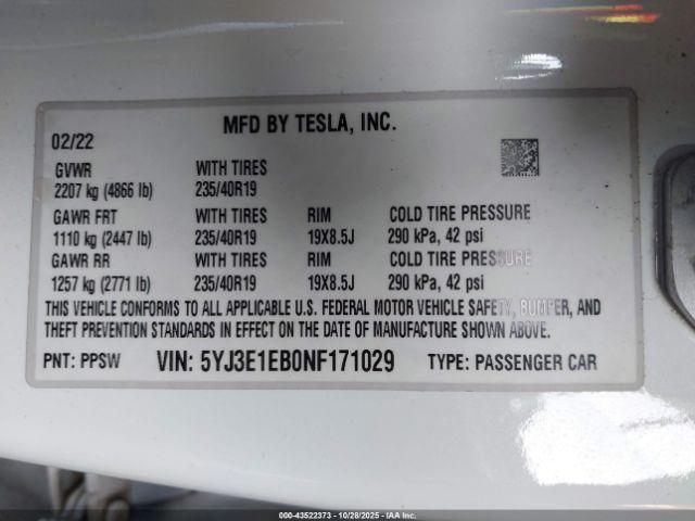 Tesla Model 3 Long Range Dual Motor All-wheel Drive Image 10