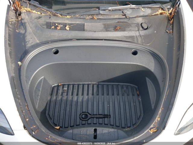 Tesla Model 3 Long Range Dual Motor All-wheel Drive Image 6