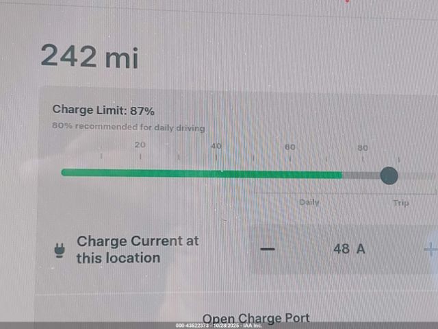 Tesla Model 3 Long Range Dual Motor All-wheel Drive Image 16