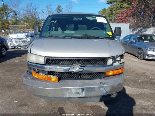 Chevrolet Express Ls Image 10