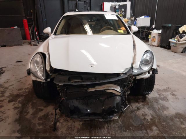 Porsche Panamera 4 Image 11