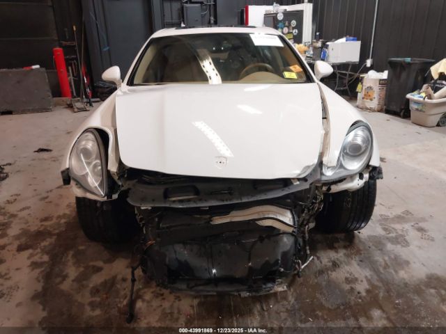 Porsche Panamera 4 Image 3