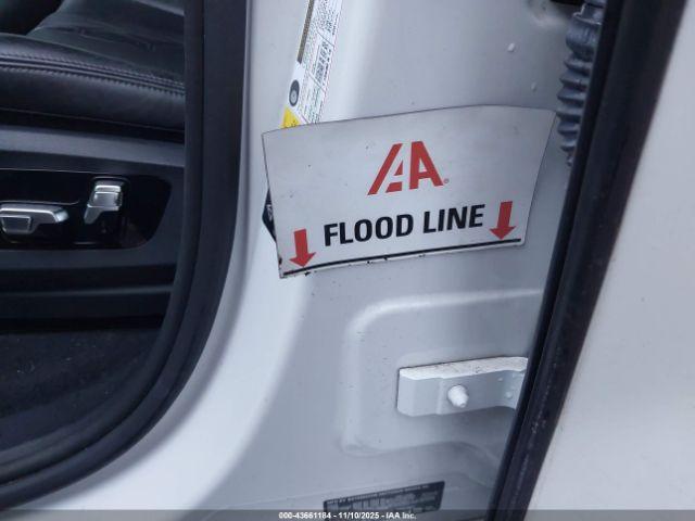 BMW X Series M50i Image 5