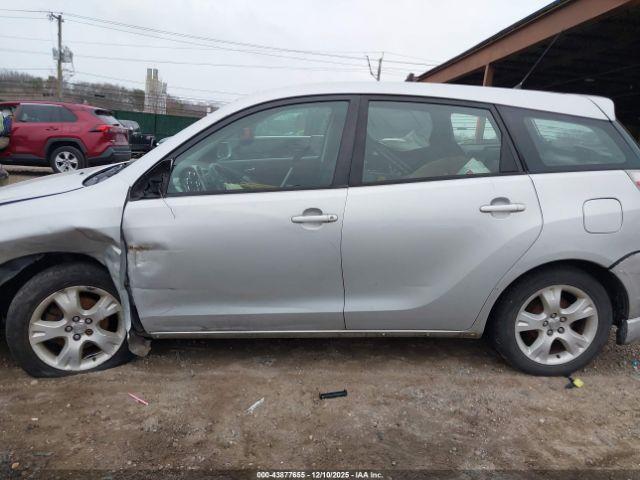 Toyota Matrix Xr Image 14