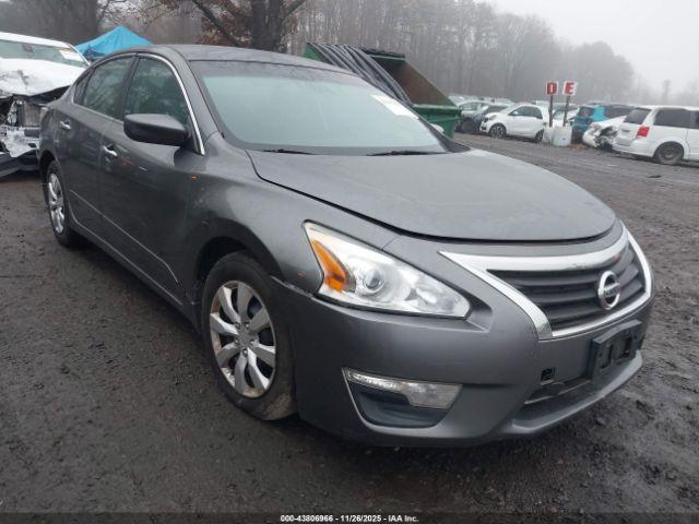 Nissan Altima 2.5 S Image 10