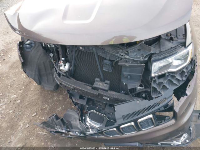 Jeep Grand Cherokee Limited 4x4 Image 5