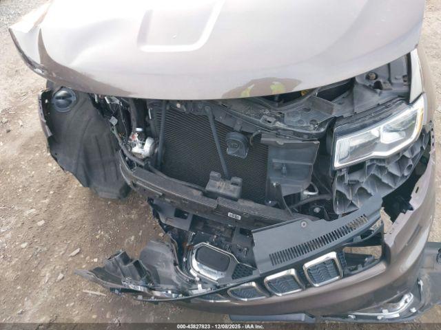 Jeep Grand Cherokee Limited 4x4 Image 5