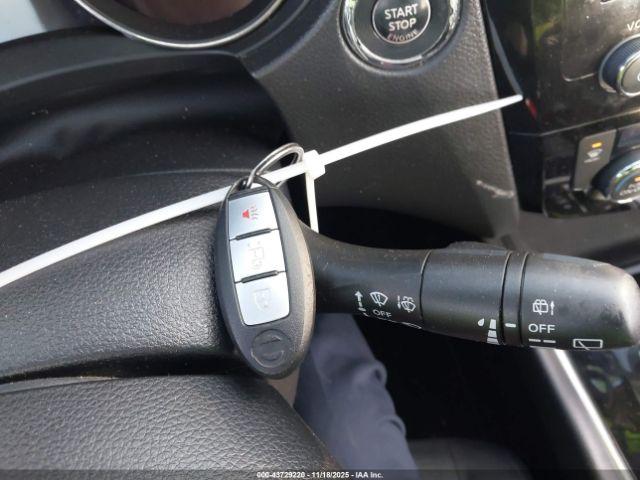 Nissan Rogue Sv Image 10