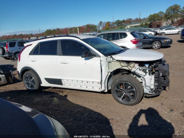 Kia Niro Lx Image 15