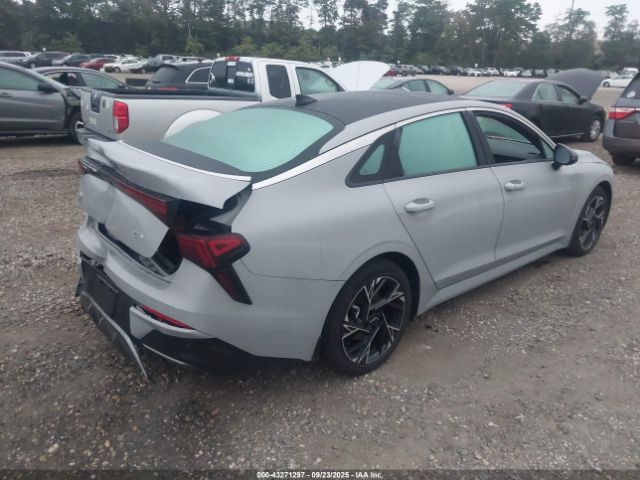 Kia K5 Gt-line Image 15