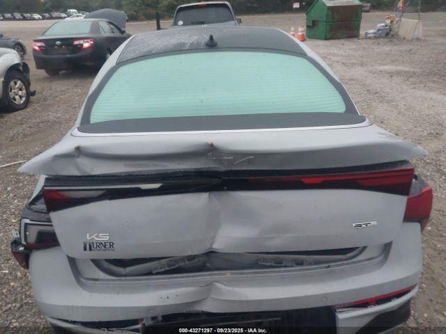 Kia K5 Gt-line Image 7