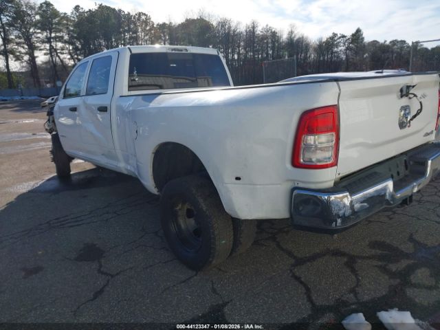 Ram 3500 Tradesman  4x4 8' Box Image 3