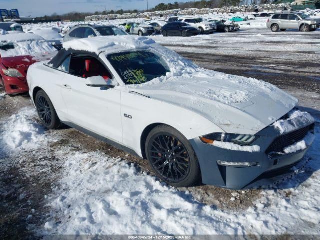  Salvage Ford Mustang