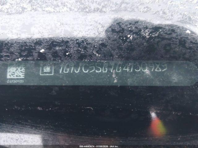 Chevrolet Sonic Lt Auto Image 12