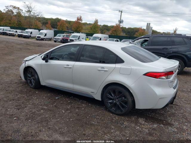 Toyota Corolla Hybrid Se Image 13