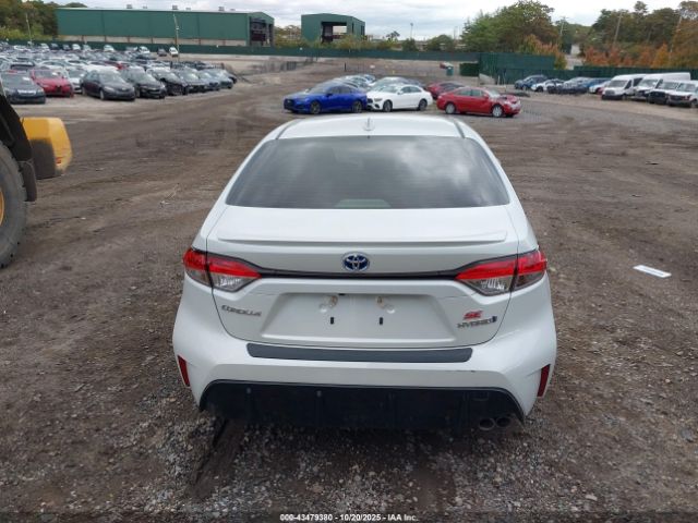 Toyota Corolla Hybrid Se Image 20