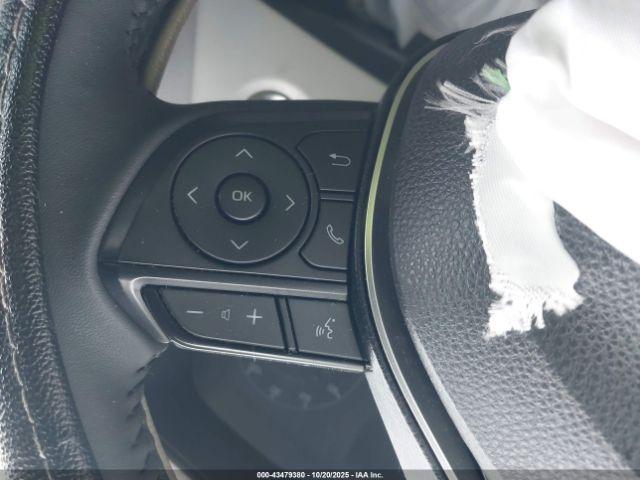 Toyota Corolla Hybrid Se Image 4