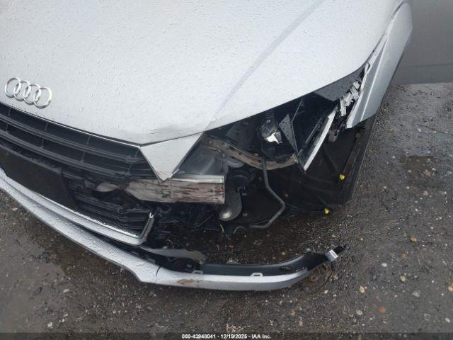 Audi TT 2.0t Image 7