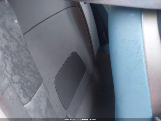 Audi TT 2.0t Image 10