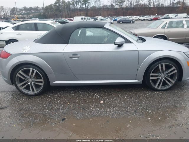 Audi TT 2.0t Image 9