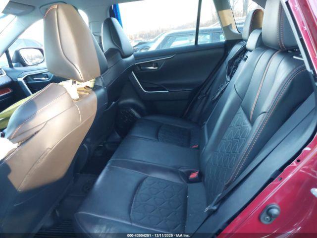 Toyota RAV4 Adventure Image 10