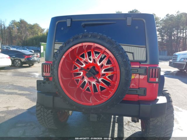 Jeep Wrangler Rubicon Image 13