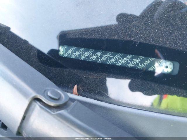 Honda CR-V Lx Image 11