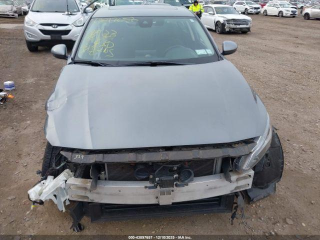 Nissan Altima 2.5 Sv Image 14