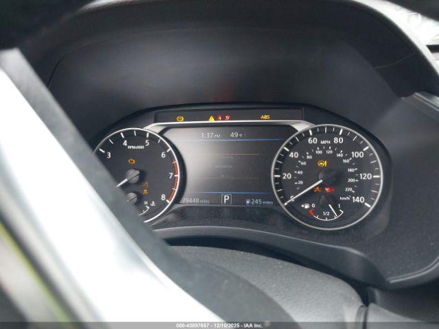 Nissan Altima 2.5 Sv Image 10