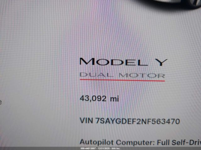 Tesla Model Y Performance Dual Motor All-wheel Drive Image 16