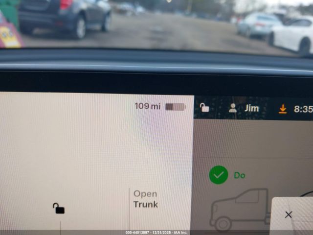 Tesla Model Y Performance Dual Motor All-wheel Drive Image 14