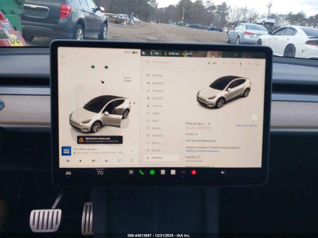 Tesla Model Y Performance Dual Motor All-wheel Drive Image 18