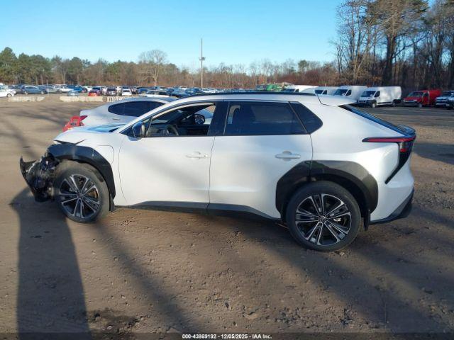 Toyota bZ4X Limited Image 4