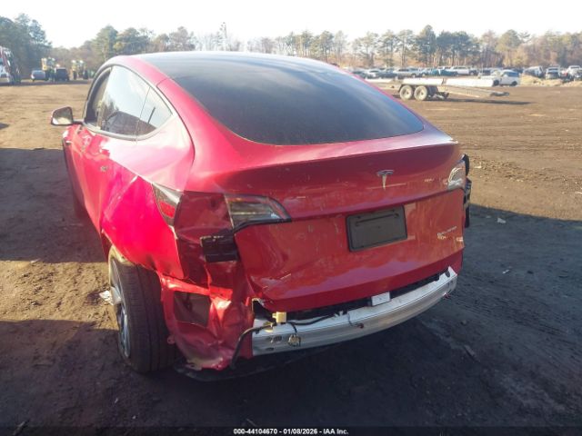 Tesla Model Y Image 14