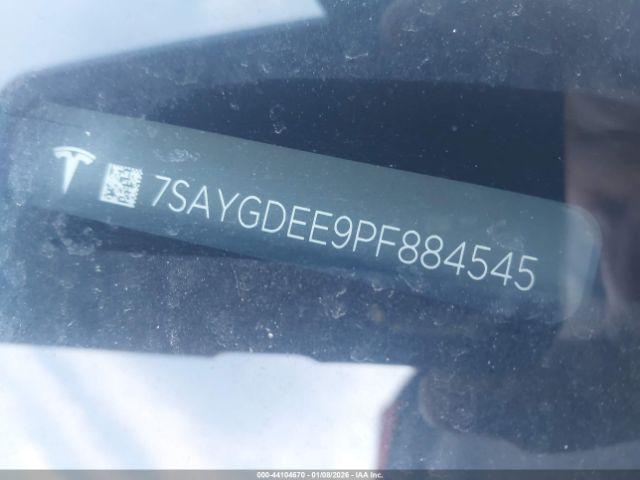 Tesla Model Y Image 17