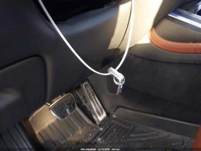 BMW X Series M50i Image 10