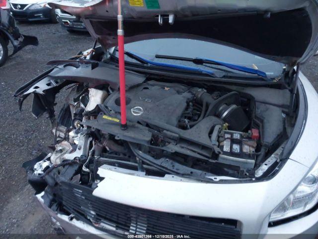 Nissan Maxima 3.5 Sv Image 9